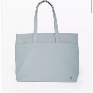 Lululemon Tote